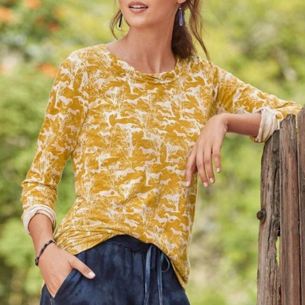 Sundance Wild & Free Horse Print Henley Cotton Top Western Boho Equestrian S
